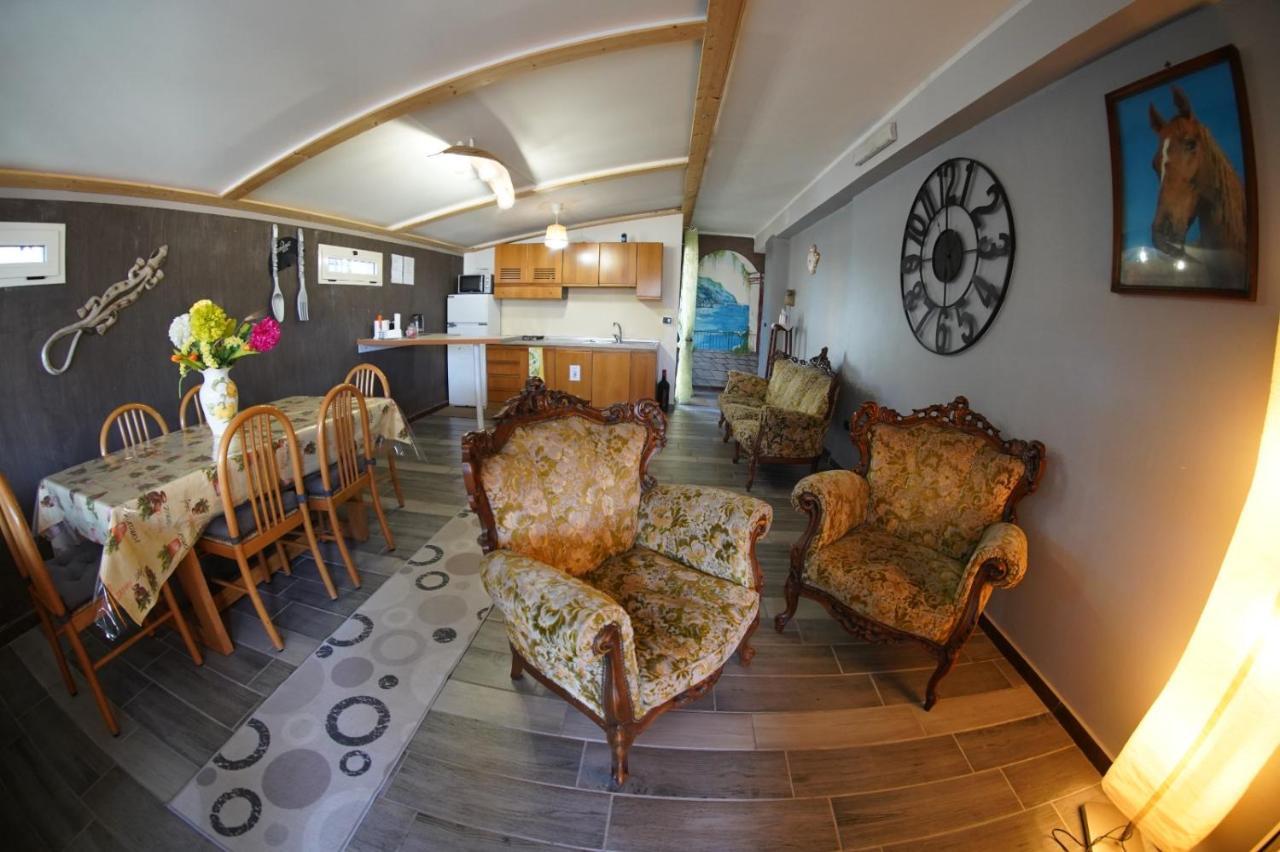 B&B Ciro Pompei Exterior photo